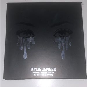 Kylie cosmetics sorta sweet palette